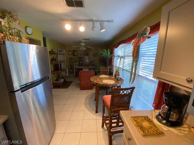 BEACON SQUARE - Residential