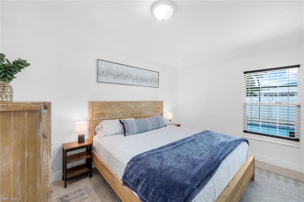 NAPLES PARK - Residential