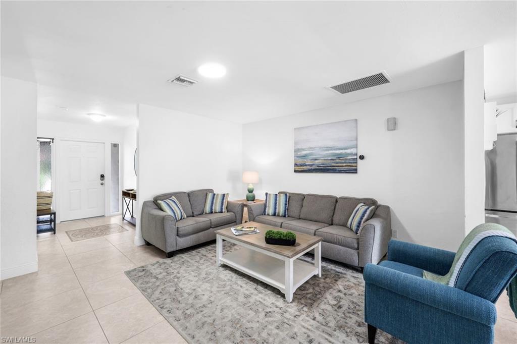 NAPLES PARK - Residential