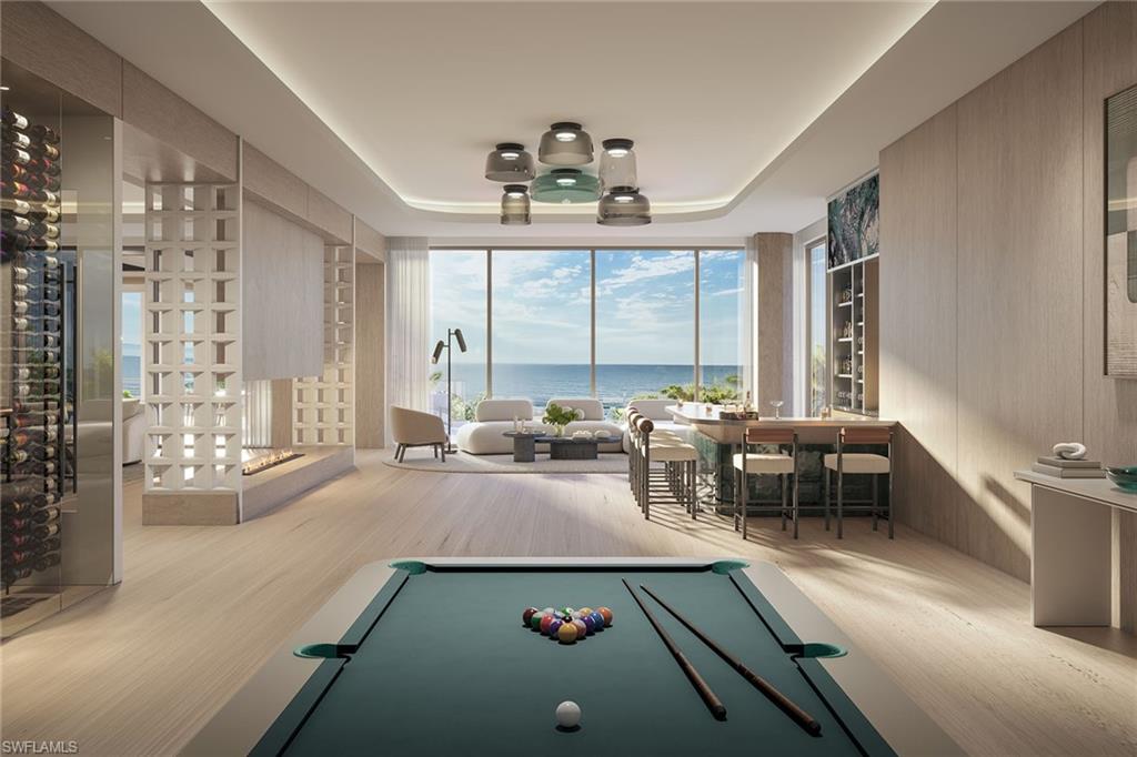 1121 GULF SHORE BLVD N 2S