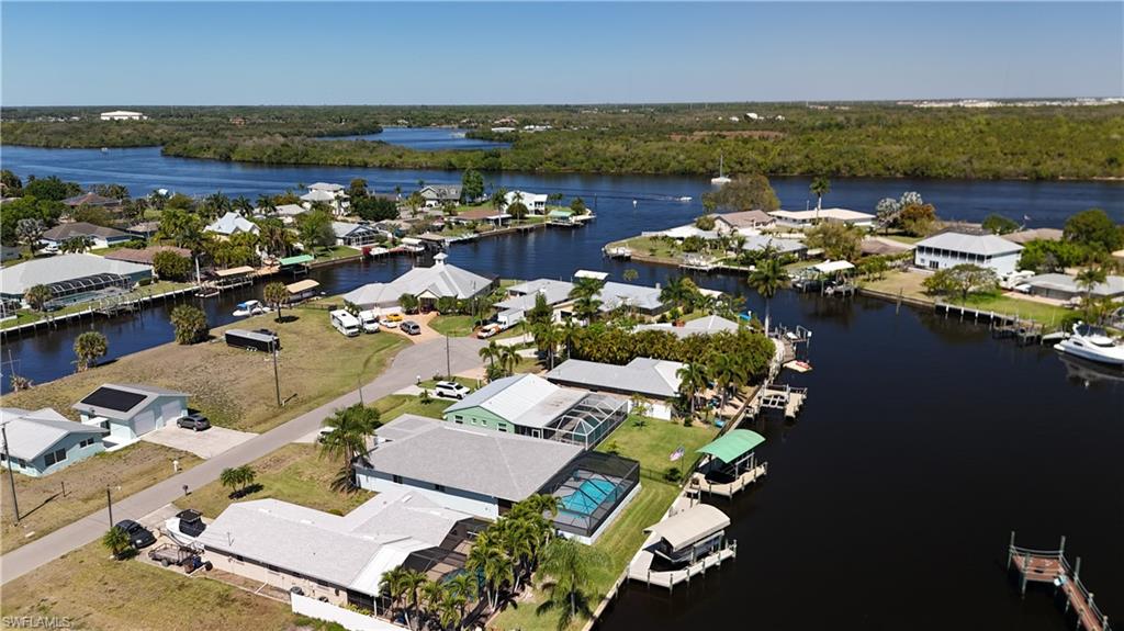 FORT MYERS SHORES - Land