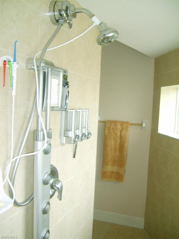 CAPE CORAL - LEE COUNTY INDUSTRIAL PARK - Residential