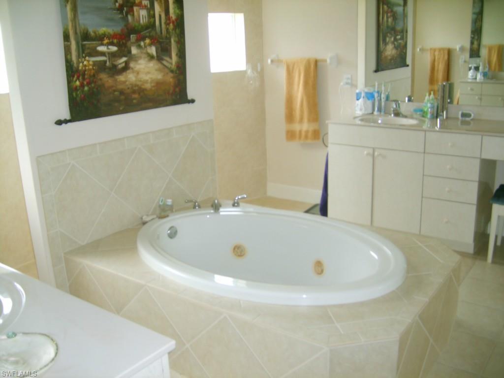 CAPE CORAL - LEE COUNTY INDUSTRIAL PARK - Residential