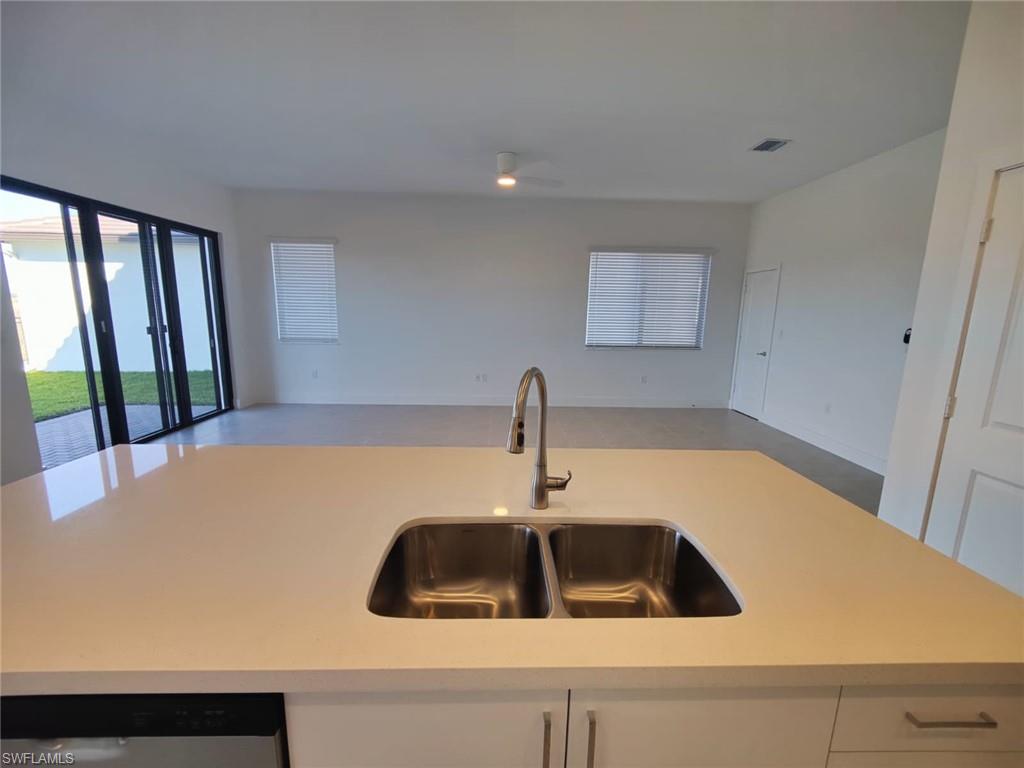 SILVERWOOD - Residential Lease