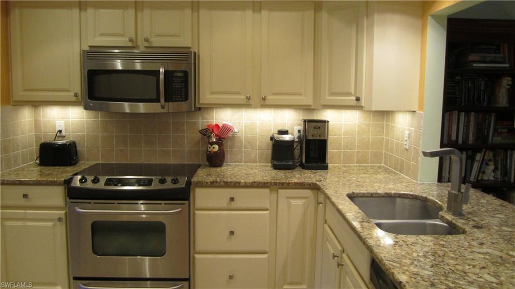 HARBORTOWN - Residential