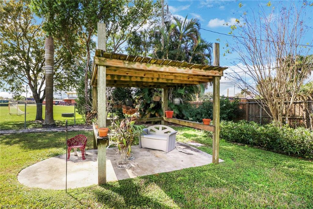 LAKEWOOD PARK - Residential