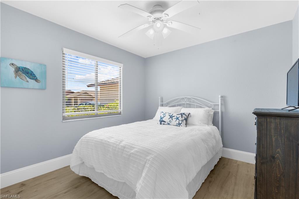 ROYAL WOODS - Residential