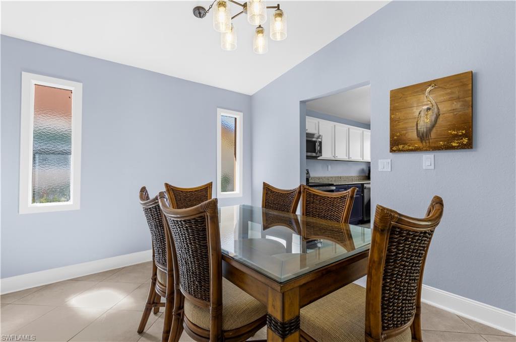 ROYAL WOODS - Residential