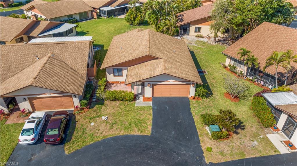 ROYAL WOODS - Residential