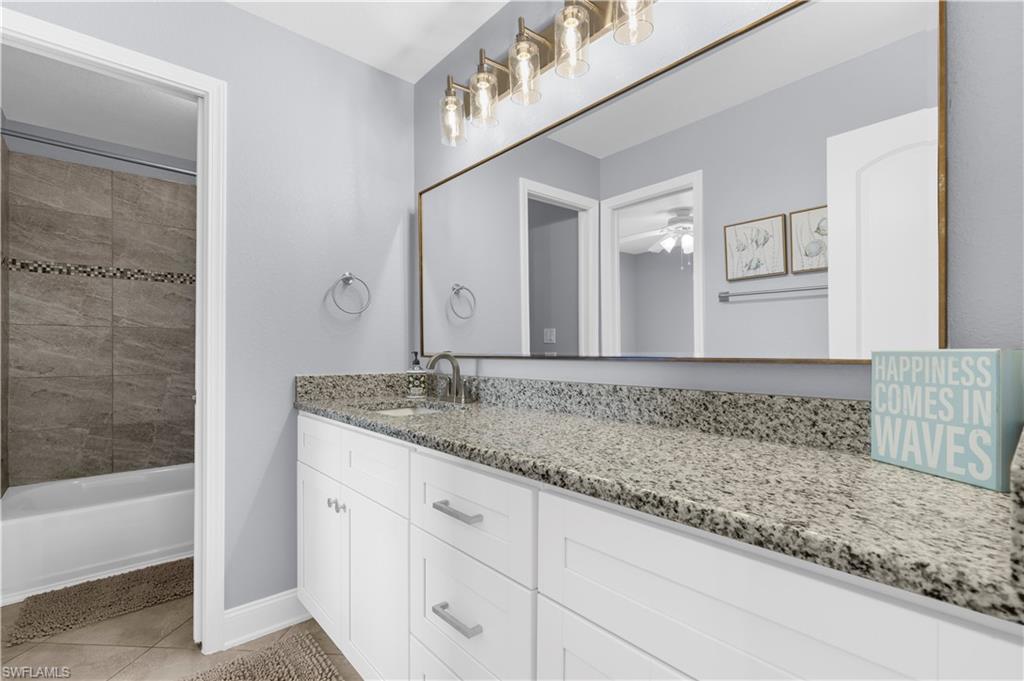 ROYAL WOODS - Residential