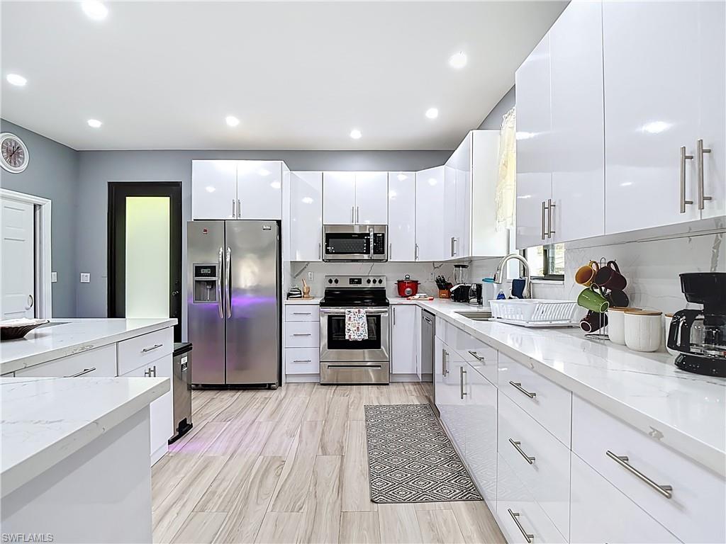 MONTURA RANCH ESTATES - Residential