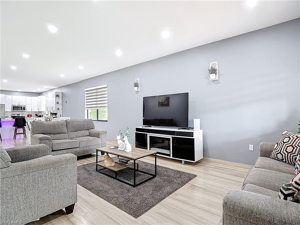 MONTURA RANCH ESTATES - Residential