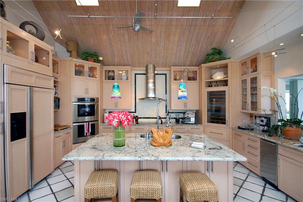 SANIBEL HARBOURS - Residential