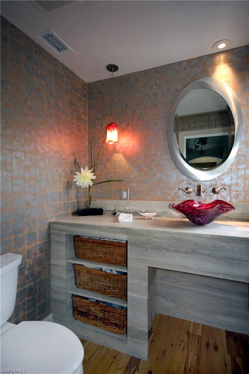 SANIBEL HARBOURS - Residential