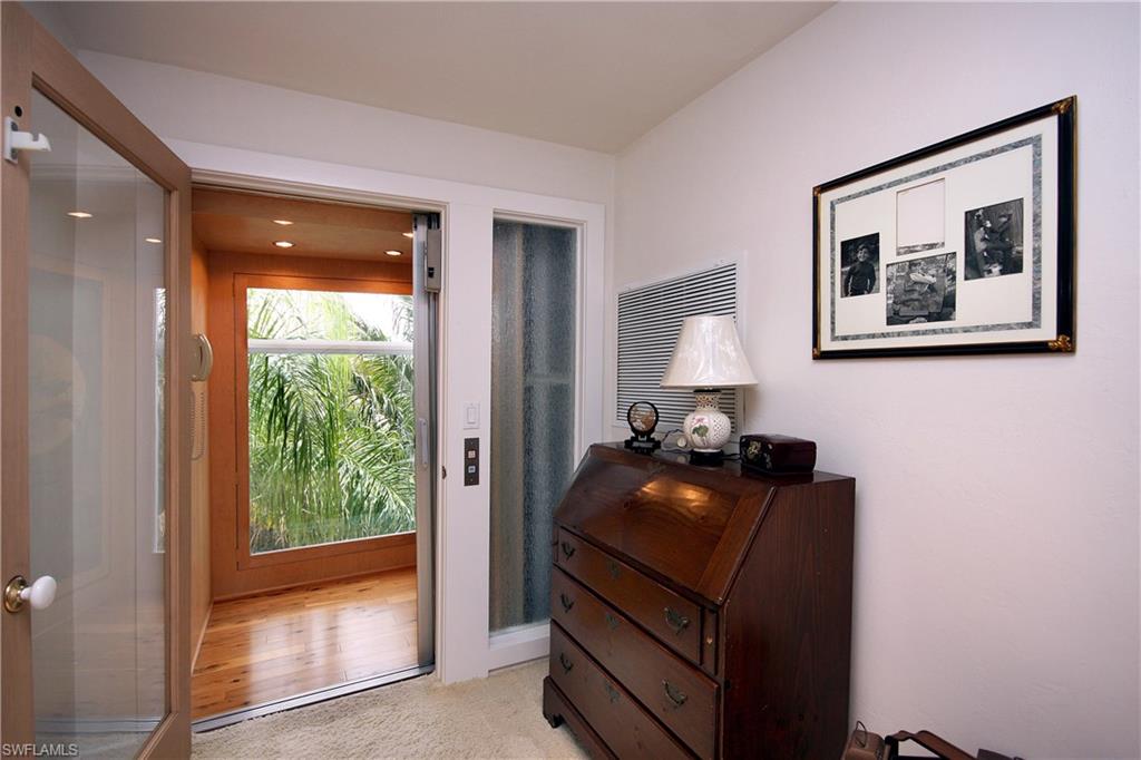 SANIBEL HARBOURS - Residential