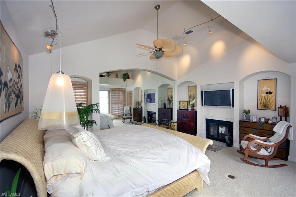 SANIBEL HARBOURS - Residential