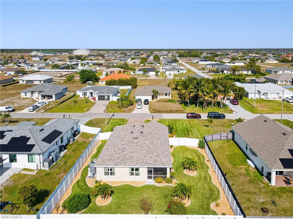 CAPE CORAL - Residential