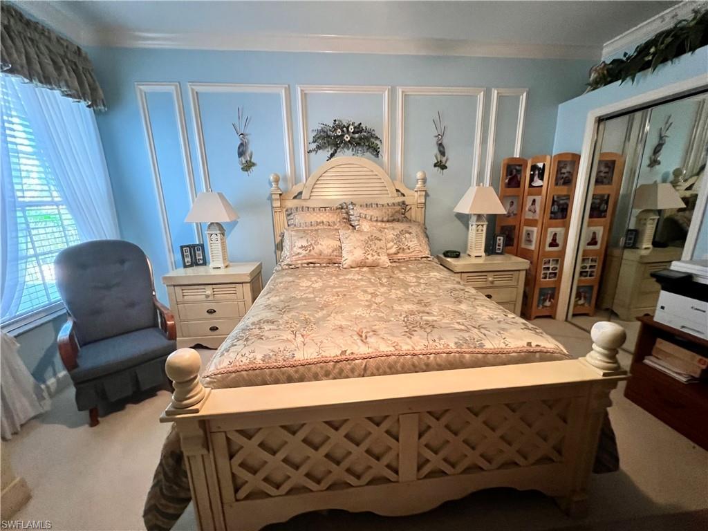 SUTTON WALK - Residential