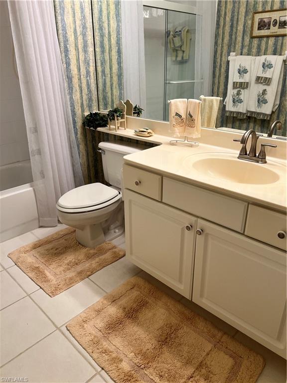 SUTTON WALK - Residential