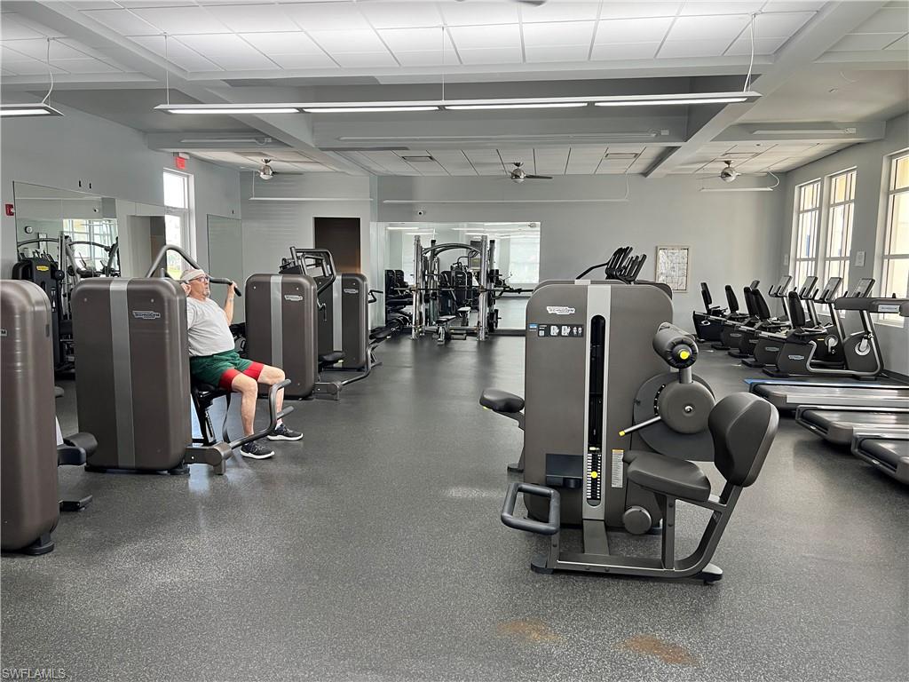 SUTTON WALK - Residential