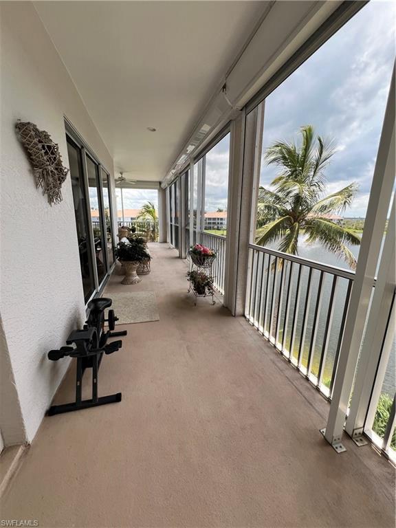 SUTTON WALK - Residential