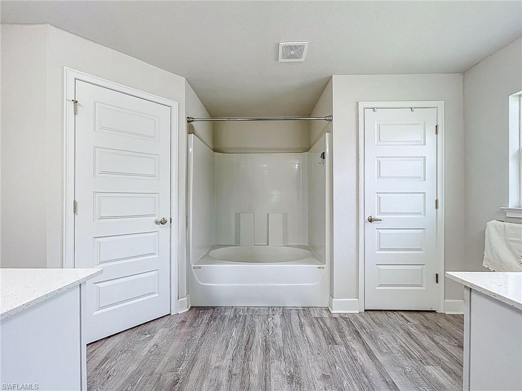 PORT CHARLOTTE - Residential