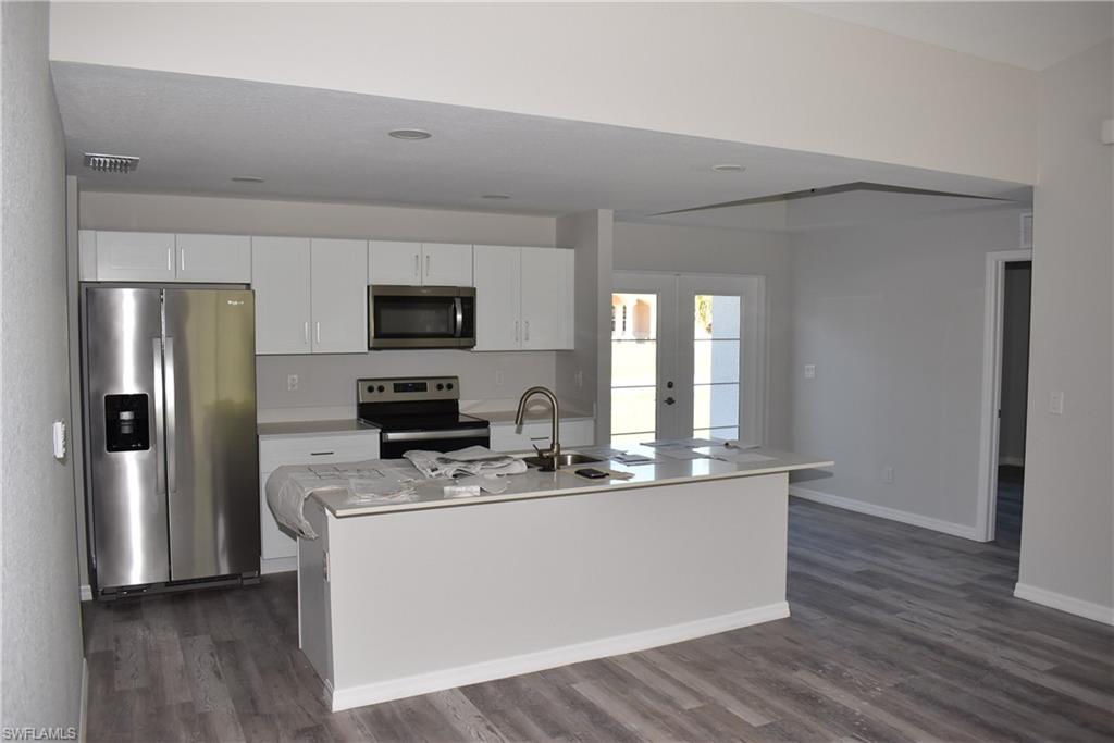 NORTH PORT - Residential Lease