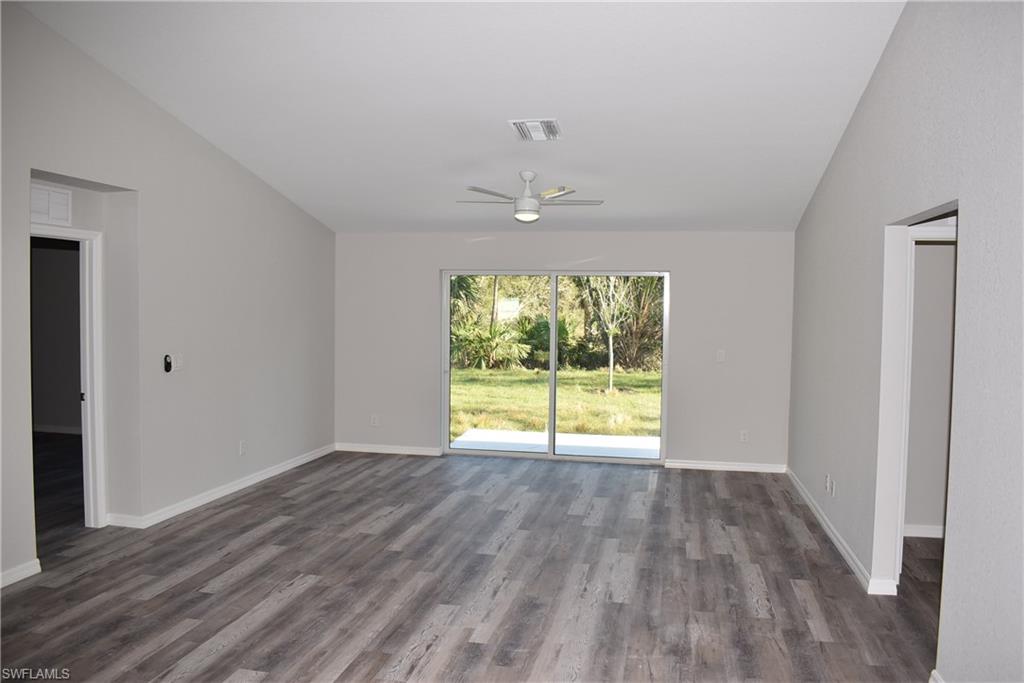 NORTH PORT - Residential Lease