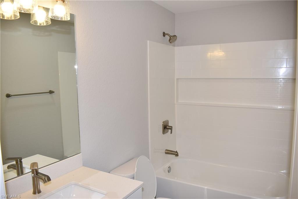 NORTH PORT - Residential Lease