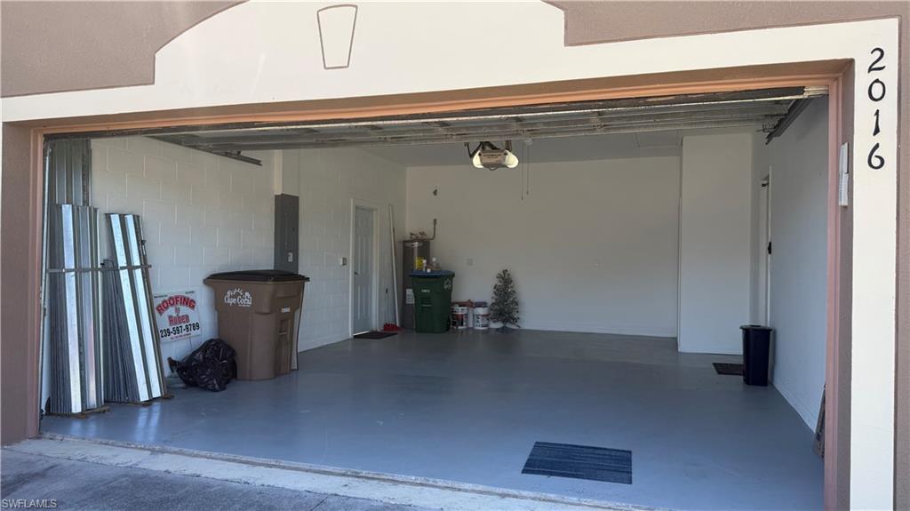 CAPE CORAL - Residential Lease