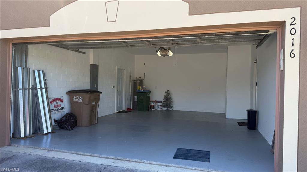 CAPE CORAL - Residential Lease