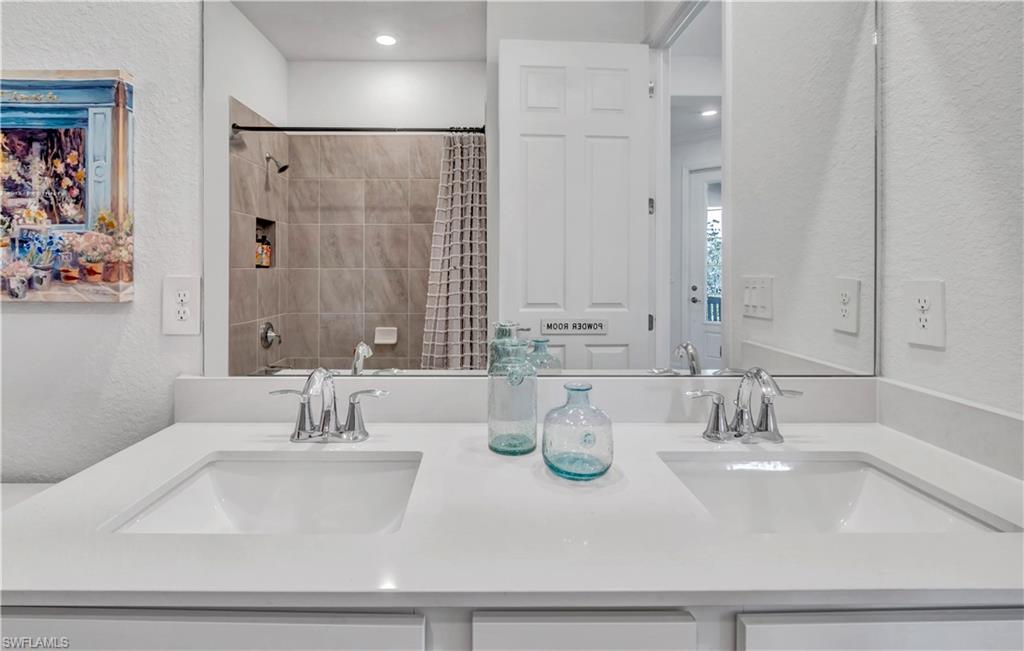 LAKE TIMBER - Residential