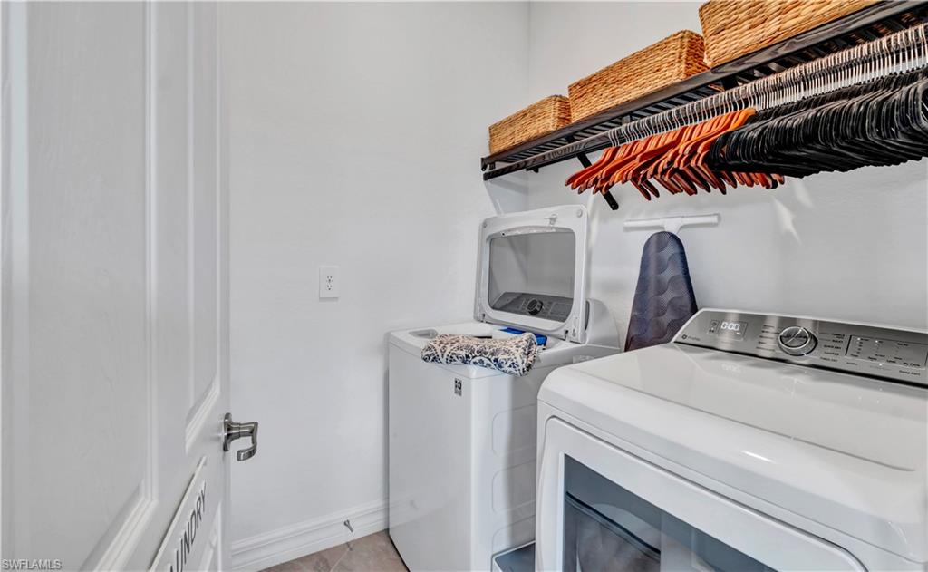 LAKE TIMBER - Residential