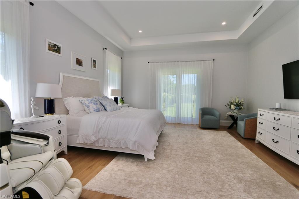 LIVINGSTON WOODS - Residential