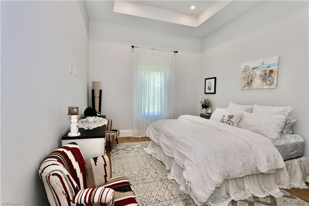 LIVINGSTON WOODS - Residential