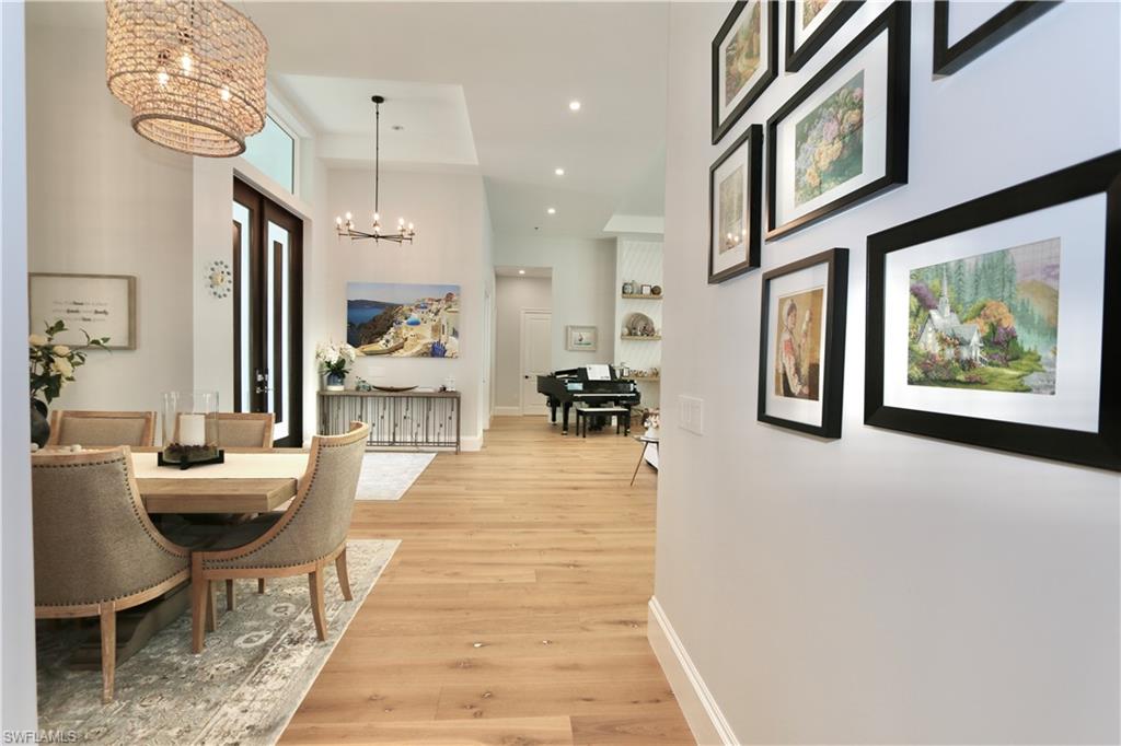 LIVINGSTON WOODS - Residential