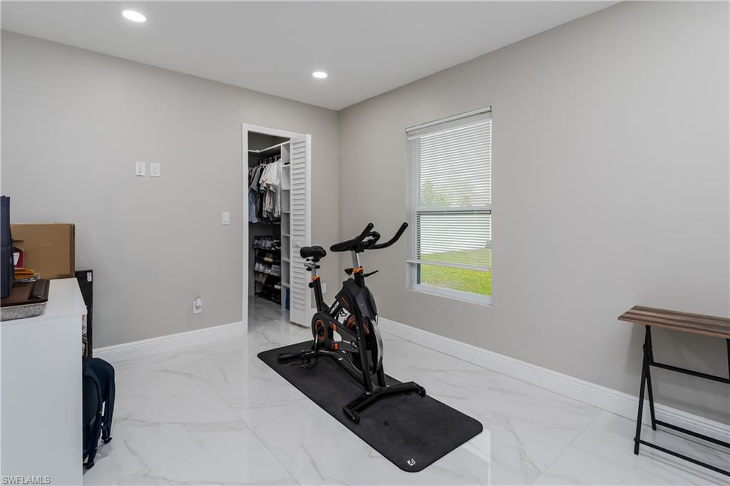 GOLDEN GATE CITY - Residential