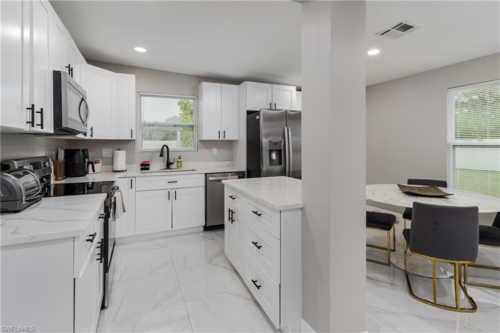 GOLDEN GATE CITY - Residential