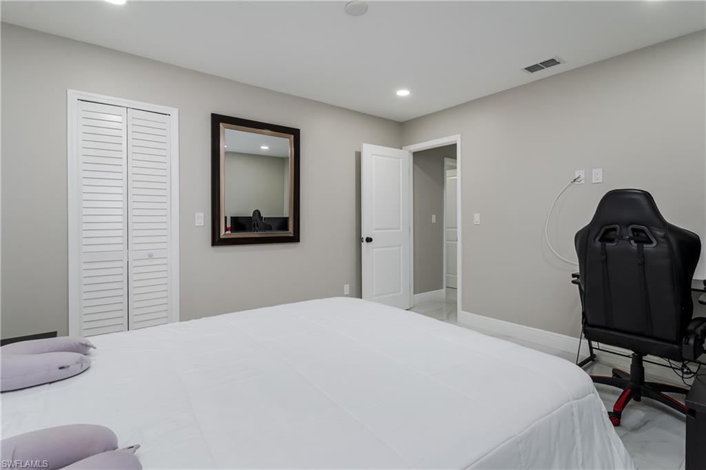 GOLDEN GATE CITY - Residential