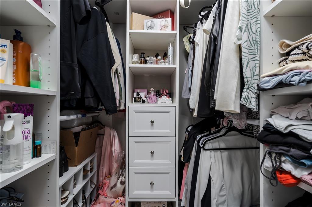 GOLDEN GATE CITY - Residential