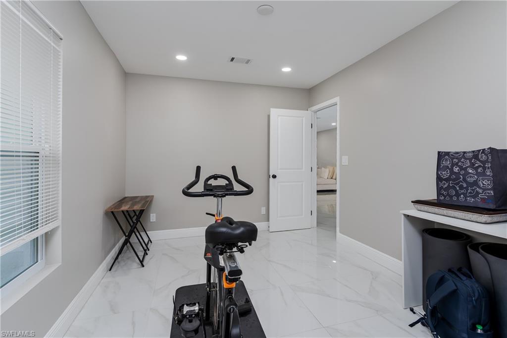 GOLDEN GATE CITY - Residential