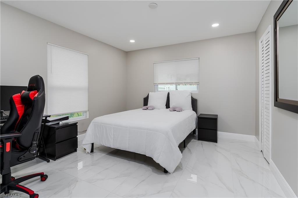 GOLDEN GATE CITY - Residential