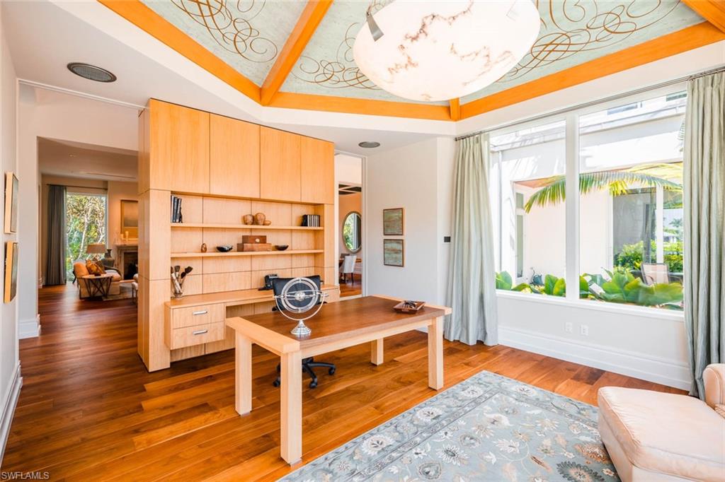 OLDE NAPLES - Residential