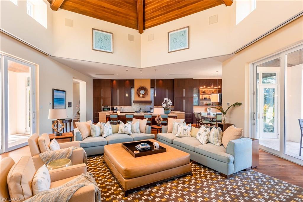 OLDE NAPLES - Residential