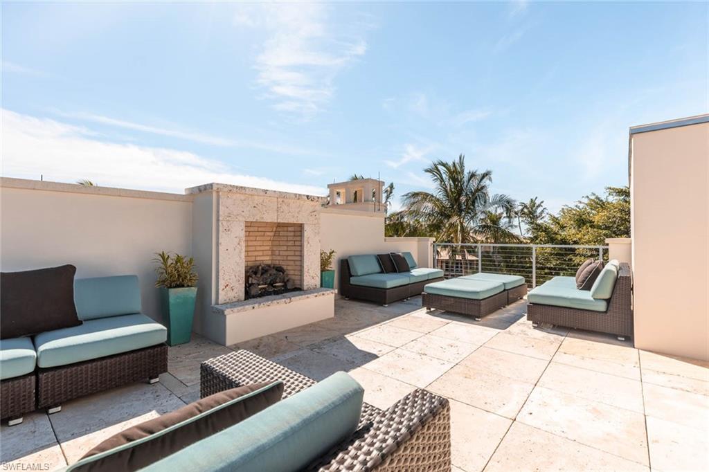 OLDE NAPLES - Residential