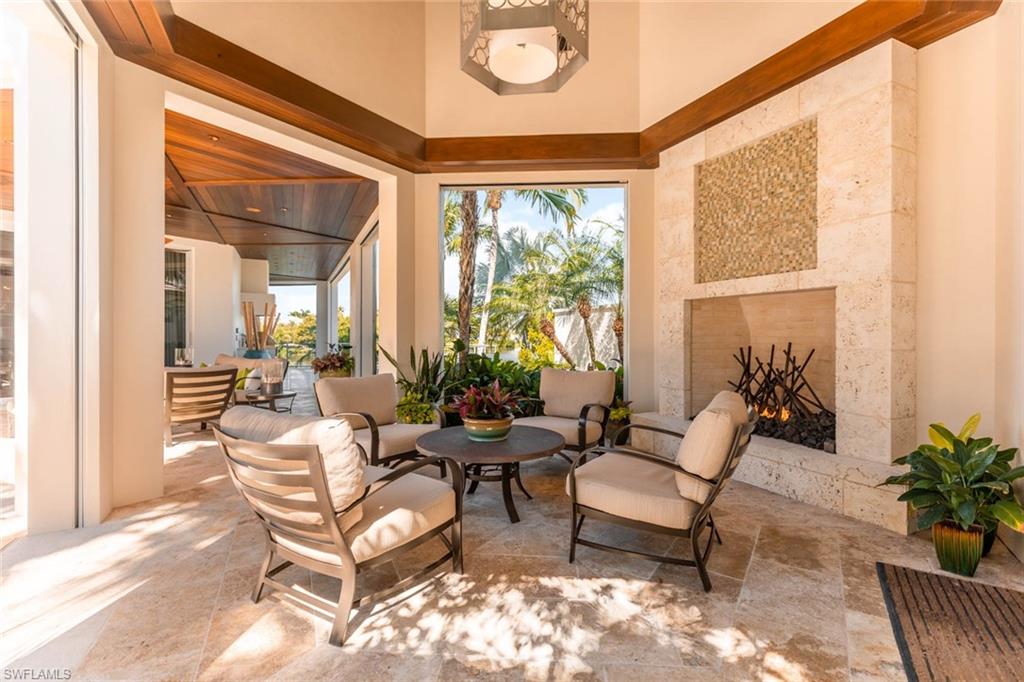 OLDE NAPLES - Residential