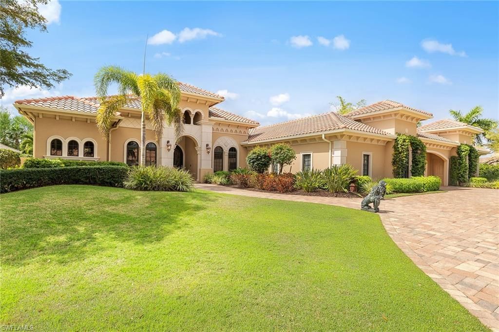 Photo of 6081 Tamworth CT, NAPLES, FL 34119 (MLS # 226009917)
