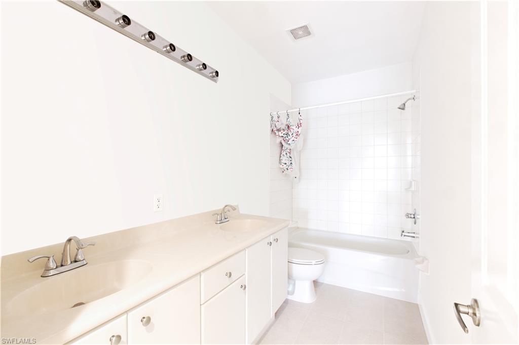 MARIPOSA - Residential Lease