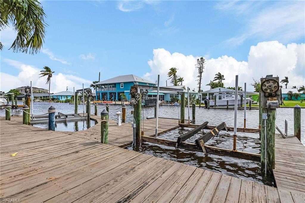 ISLAND HARBORS - Residential