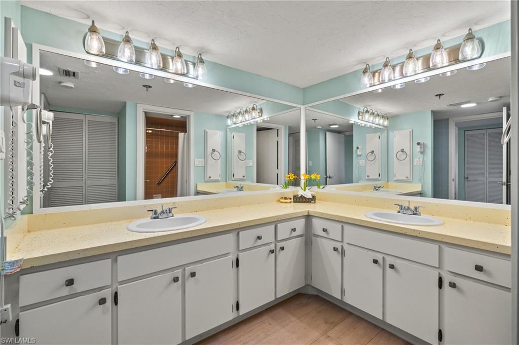 KEEL CLUB CONDO - Residential Lease